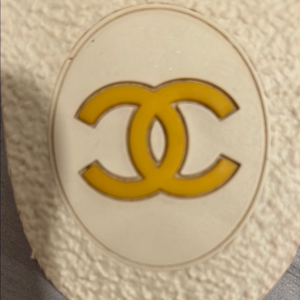 Chanel Yellow Slide Sandals - Picture 4 of 4